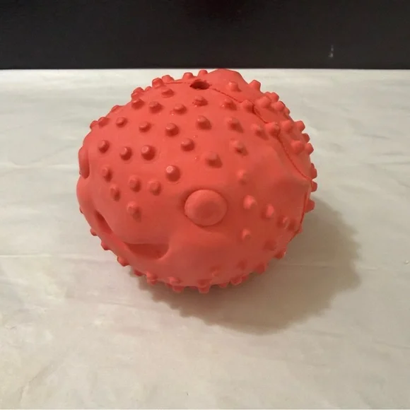 Bullymake Power Chewer Treat-Dispensing Puffer Fish Large Dog Toy 50lbs+ - Picture 2 of 3